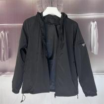 PRADA スーパーコピー ジャケット フード付き 定番 軽量シンプル 高級感アウター プラダ