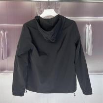 PRADA スーパーコピー ジャケット フード付き 定番 軽量シンプル 高級感アウター プラダ