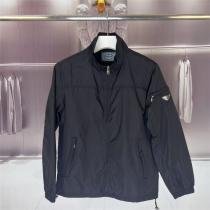 PRADA 偽物 ジャケット シンプルデザイン フード無し 軽量ベーシックアウター プラダ