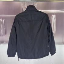 PRADA 偽物 ジャケット シンプルデザイン フード無し 軽量ベーシックアウター プラダ