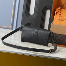 LOUIS VUITTON コピー エレガント ショルダーバッグ パドロック付き ブラックレザー  ルイヴィトン