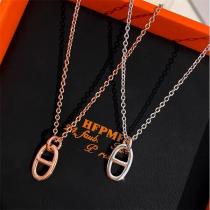 エルメス スーパーコピー ネックレス シンプル 上品 モダン Hモチーフペンダント HERMES
