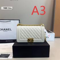 CH コピー ボーイCH チェーンバッグ 高級 洗練 スタイリッシュ 重厚 CH 