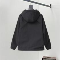 プラダ コピー エレガント 清潔感 マウンテンジャケット レッドライン PRADA