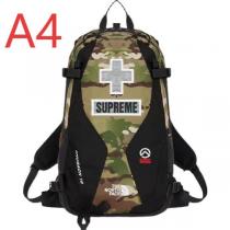 シュプリーム コピー スタイリッシュ 快適 バックパック コラ ノースフェイス SUPREME