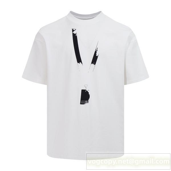 マルジェラ スーパーコピー Tシャツ ペイント風 シンプル 洗練 人気必須 Maison Margiela