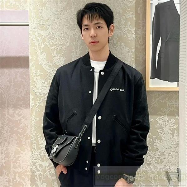 DIOR コピー ジャケット 斬新 独特 ブラックモード 魅力的 存在感 プレミアム ディオール