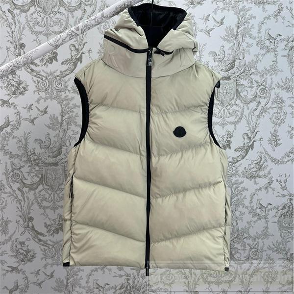 MONCLER コピー スタイリッシュ ダウンベスト 軽量 おしゃれ 新登場 モンクレール