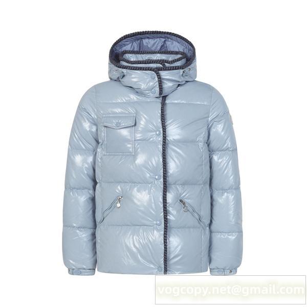 モンクレール 偽物 カラフル トレンディ ショートダウンジャケット 人気 MONCLER