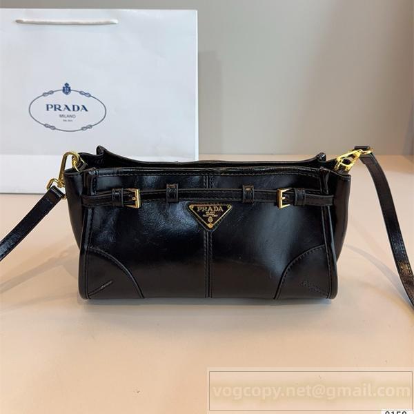  プラダ スーパーコピー ハンドバッグ レザー 高級感 エレガント シンプル PRADA