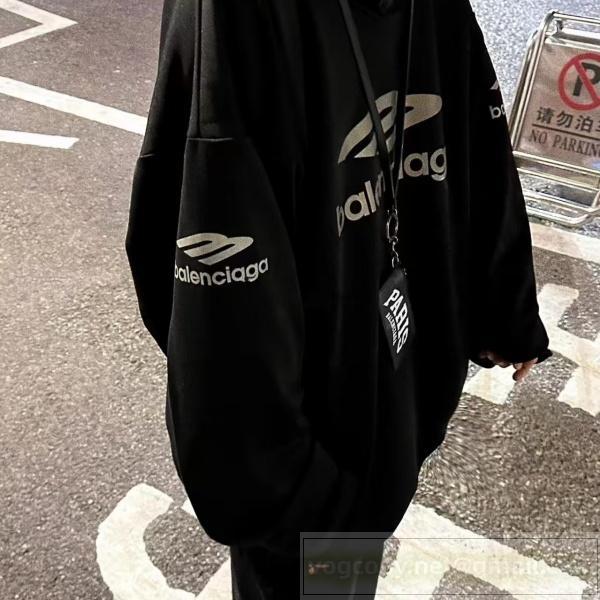BALENCIAGA 偽物 パーカー トレンド感 防寒 人気 上品 期間限定 バレンシアガ