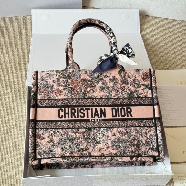 DIOR 偽物 秋冬華麗 限定 ブックトート バッグ フラワー 刺繍デザイン 優雅 ディオール