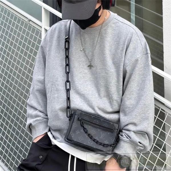LOUIS VUITTON コピー ショルダーバッグ モードブラック 魅力的チェーン ルイヴィトン