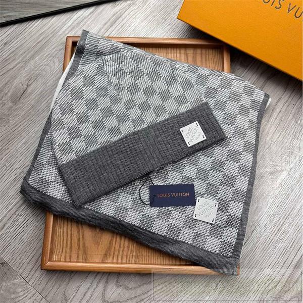 LOUIS VUITTON コピー 帽子 マフラーセット グレー チェック柄 スタイリッシュ ルイヴィトン