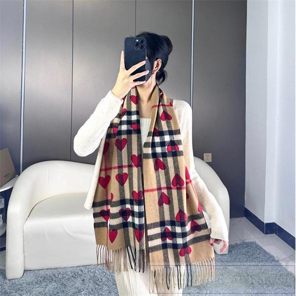 BURBERRY スーパーコピー マフラー チェック柄 ハート 可愛い 上質 ラグジュアリー  バーバリー