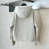モンクレール スーパーコピー スポーティ スタイリッシュ 機能的 フードダウン MONCLER