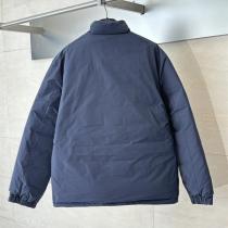 MONCLER 偽物 カジュアル 定番 快適 耐久 ダウンジャケット 売れ筋 モンクレール