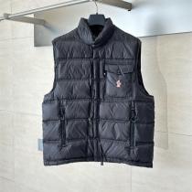 モンクレール コピー 軽量 スタイリッシュ 上品 機能的 ダウンベスト MONCLER