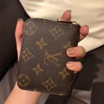 ルイヴィトン スーパーコピー 二つ折り財布 実用的 モノグラム コンパクト LOUIS VUITTON