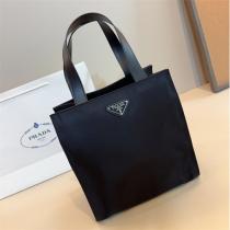 PRADA コピー トートバッグ 上質 シンプル ブラック ナイロン プレミアム プラダ
