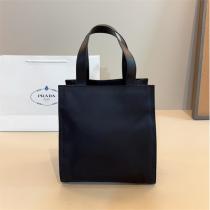 PRADA コピー トートバッグ 上質 シンプル ブラック ナイロン プレミアム プラダ
