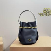  プラダ 偽物 ショルダーバッグ 可愛い 実用的 ナイロン バケツ型 入手困難 PRADA