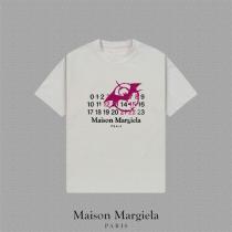 Maison Margiela コピー Tシャツ アート風グラフィック モダン 洗練 メゾンマルジェラ