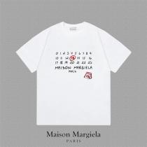 メゾンマルジェラ スーパーコピー Tシャツ スタンプロゴ 遊び心 個性派 Maison Margiela