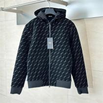 フェンディ  スーパーコピー ジップパーカー FFロゴ 総柄 シンプル モダン 上品 FENDI