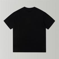 LOEWE スーパーコピー Tシャツ クール 洗練 シンプル モード感 溢れる ロエベ