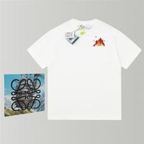 LOEWE スーパーコピー Tシャツ クール 洗練 シンプル モード感 溢れる ロエベ
