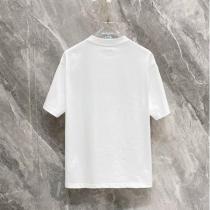 LOEWE コピー 上品 クラシカル レッド ベージュ 大人スタイル Tシャツ ロエベ