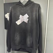  BALENCIAGA 偽物 パーカー クロステープロゴ ユニーク トレンド バレンシアガ