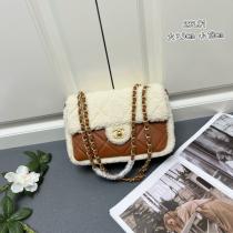 CH スーパーコピー ショルダーバッグ 上品 可憐 高級感 洗練 シンプルな CH