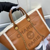 CH コピー ハンドバッグ 上品 大容量 スタイリッシュ 高級感 洗練 CH