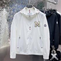 モンクレール スーパーコピー ジャケット おすすめ Mワッペン フード付き カジュアル MONCLER