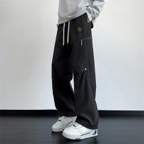 STONE ISLAND コピー ワイドフィット アウトドア スタイル ブラック テックパンツ ストーンアイランド