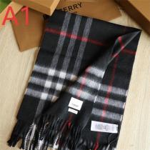 BURBERRY 偽物 マフラー ブラック基調 クラシックチェック 高級感漂う ...