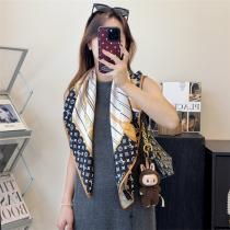 LOUIS VUITTON 偽物 スカーフ モノグラムデザイン シルク調 高級感...