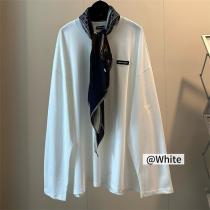  ミュウミュウ コピー 長袖Tシャツ コットン素材 ゆったりシルエット シンプル上品 MIU MIU