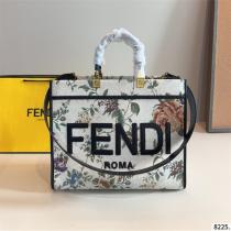  フェンディ 偽物 フローラル 刺繍 高級感 洗練 トートバッグ エレガントで注目必須 高級 Fendi