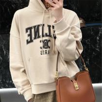 CELINE 偽物 ベージュロゴプリント おしゃれ 快適 高級感 洗練 ゆったりパーカー セリーヌ