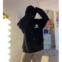 バレンシアガ コピー パーカー ダブルB ビッグロゴ スタイリッシュライン 注目 BALENCIAGA