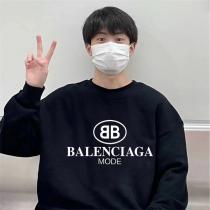 BALENCIAGA コピー トレーナー クラシック ラグジュアリー エレガント 高級 バレンシアガ