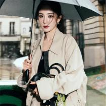 LOEWE スーパーコピー 注目ジャケット ベージュカラー シンプルデザイン 男女兼用 ロエベ