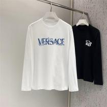VERSACE 偽物 限定長袖Tシャツ ロゴデザイン ブラックベース おしゃれ 新登場 ヴェルサーチ