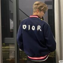 ディオール 偽物 ジャケット 上質 洗練 レトロ感 個性派 トレンド必須 おすすめ DIOR