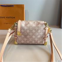 ルイヴィトン スーパーコピー エレガント 高級感 ショルダーバッグ ピンクモノグラム LOUIS VUITTON