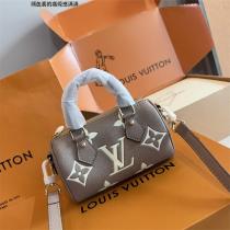 LOUIS VUITTON スーパーコピー コンパクト かわいい ミニバッグ モノグラムデザイン ルイヴィトン