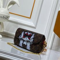 LOUIS VUITTON 偽物 モノグラム プリント ショルダーバッグ 遊び心満載 可愛いン ルイヴィトン